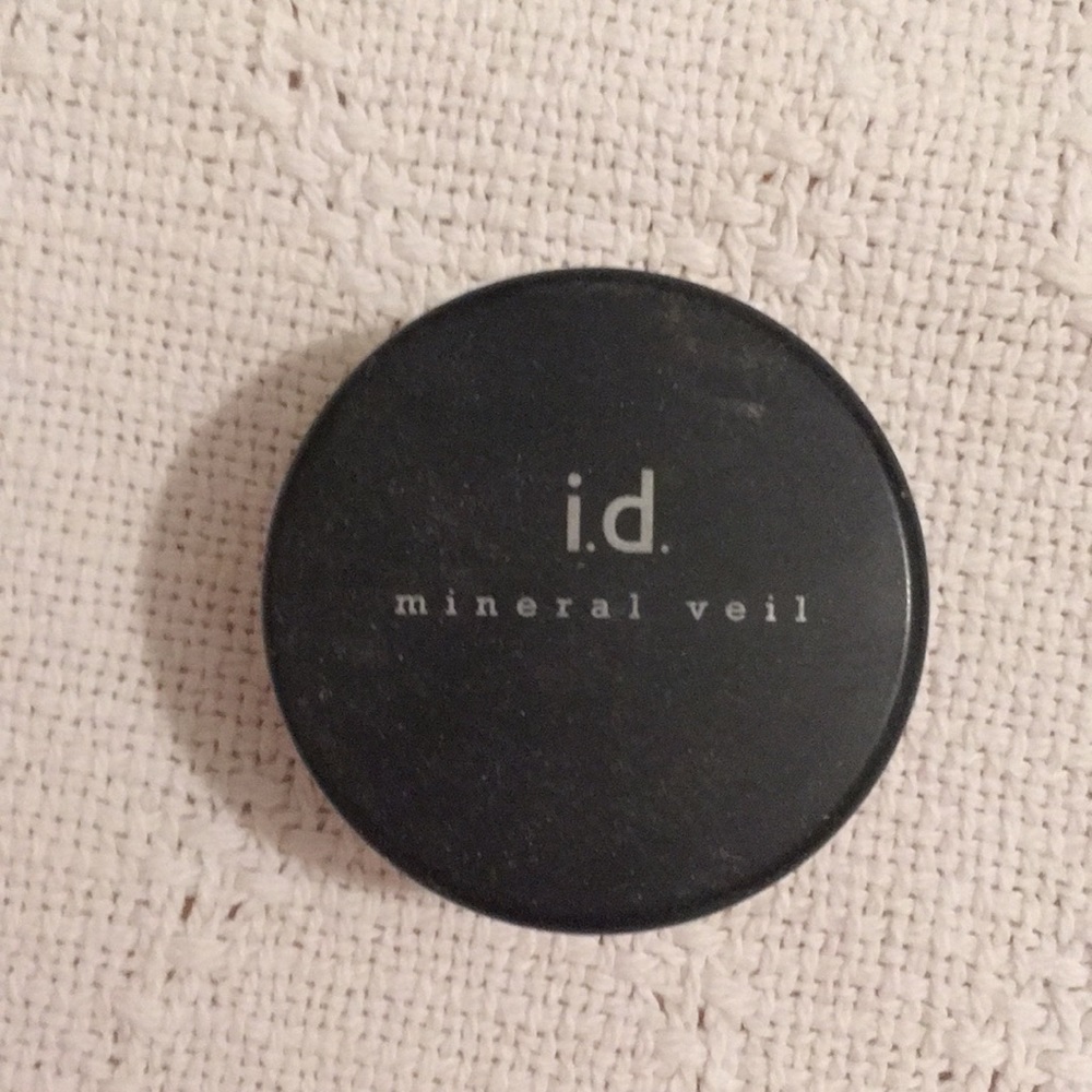 Mineral veil